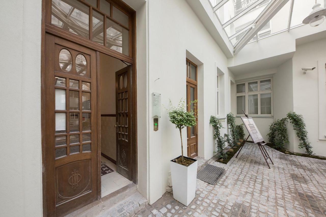 Shortstaypoland Noakowskiego Varsovia Exterior foto
